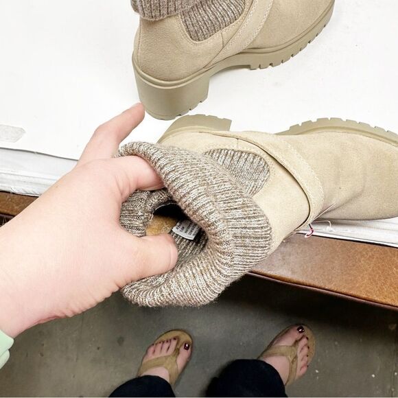 Blondo Sock Boot Sweater Taupe Neutral Boot Size 6.5 - Picture 7 of 10
